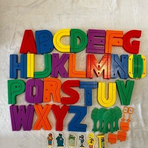 1998 Playskool Sesame Street Alphabet Roadway Set